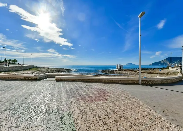 Les Yeux Dans Le Bleu *