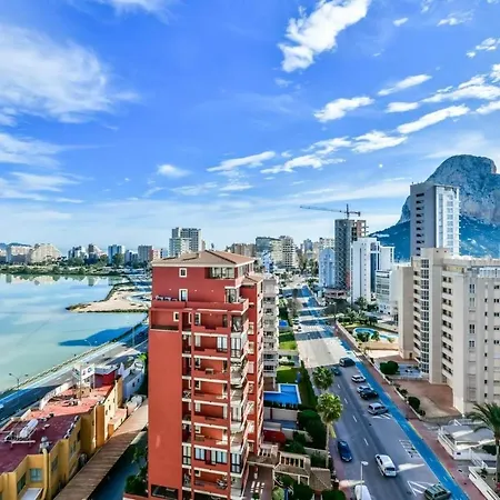 Les Yeux Dans Le Bleu *