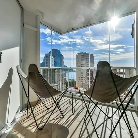 Les Yeux Dans Le Bleu *