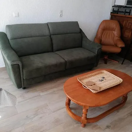 Les Yeux Dans Le Bleu