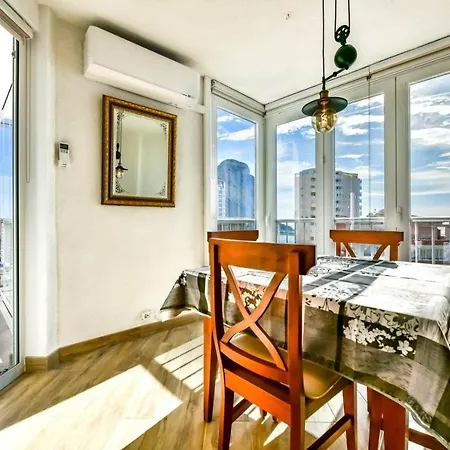 Les Yeux Dans Le Bleu *